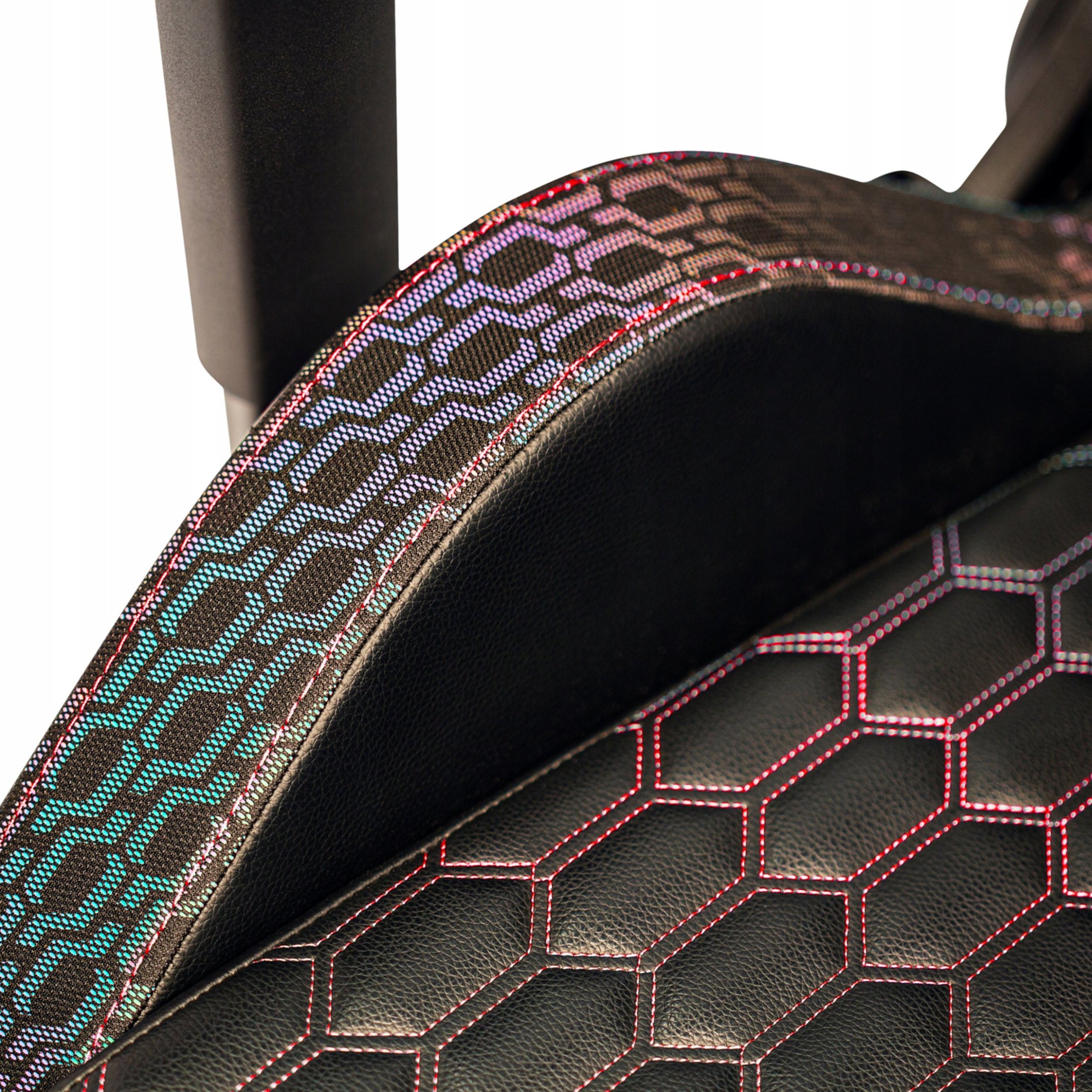 Karrige gaming Yenkee Ghost YGC 110RD, ergonomike, e zezë