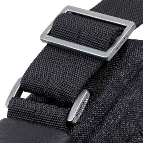 Çantë RivaCase për tablet 11'', e zezë