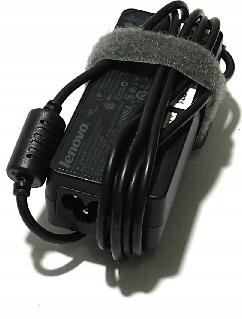 Adapter karikues Lenovo AC 65W, lidhje rrethore, i zi