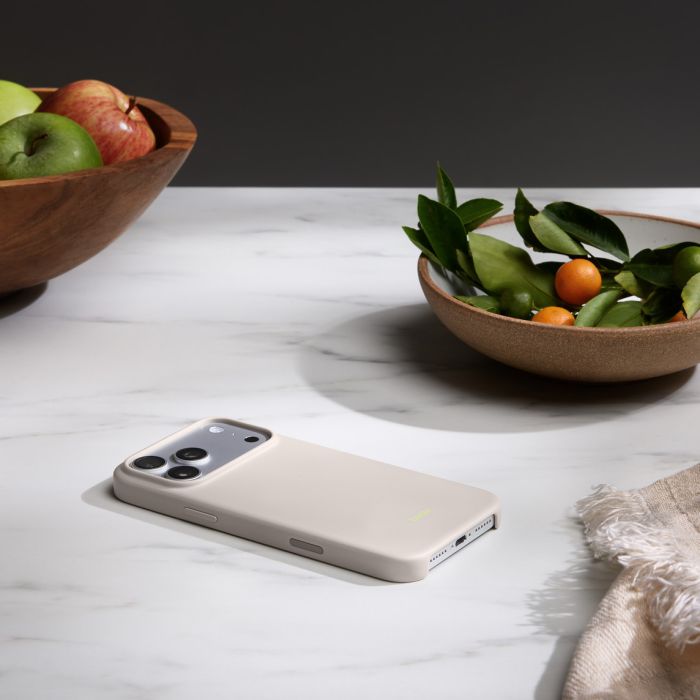 Beats iPhone 17 Pro Max Case with MagSafe and Camera Control, Lime Stone