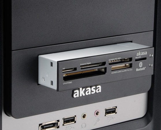 Lexues kartash Akasa AK-ICR-11, USB 2.0, 3.5", i zi/i bardhë
