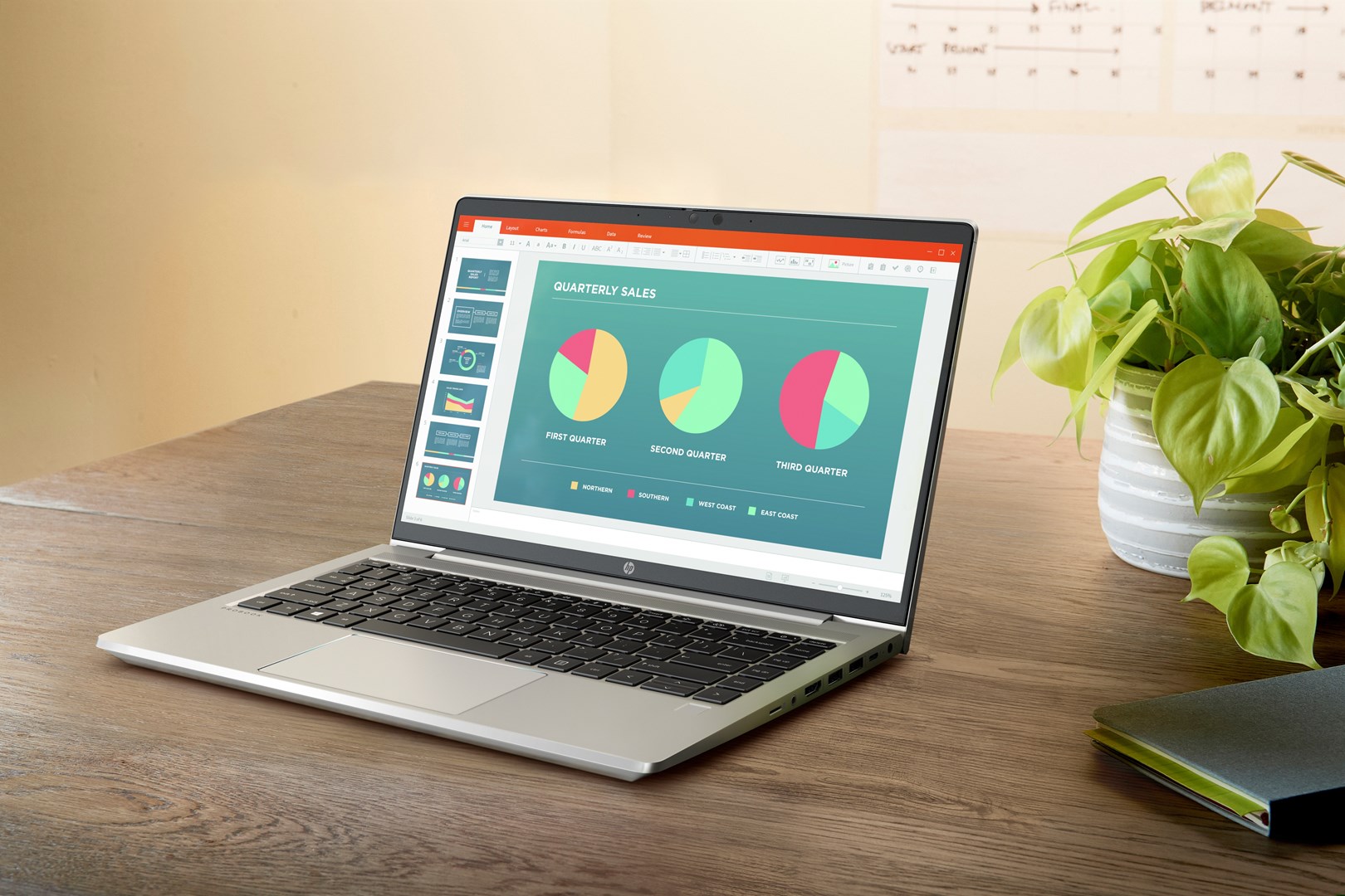 Лаптоп HP ProBook 440, 14", Intel i3-1115G4, 8 GB RAM, 512 GB SSD, сребрен