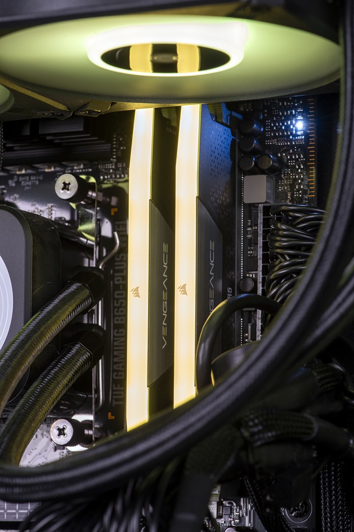 Kompjuter Actina, Intel Core i5-13600KF, 32GB DDR5, 2TB SSD, NVIDIA GeForce RTX 4070 Ti, i zi