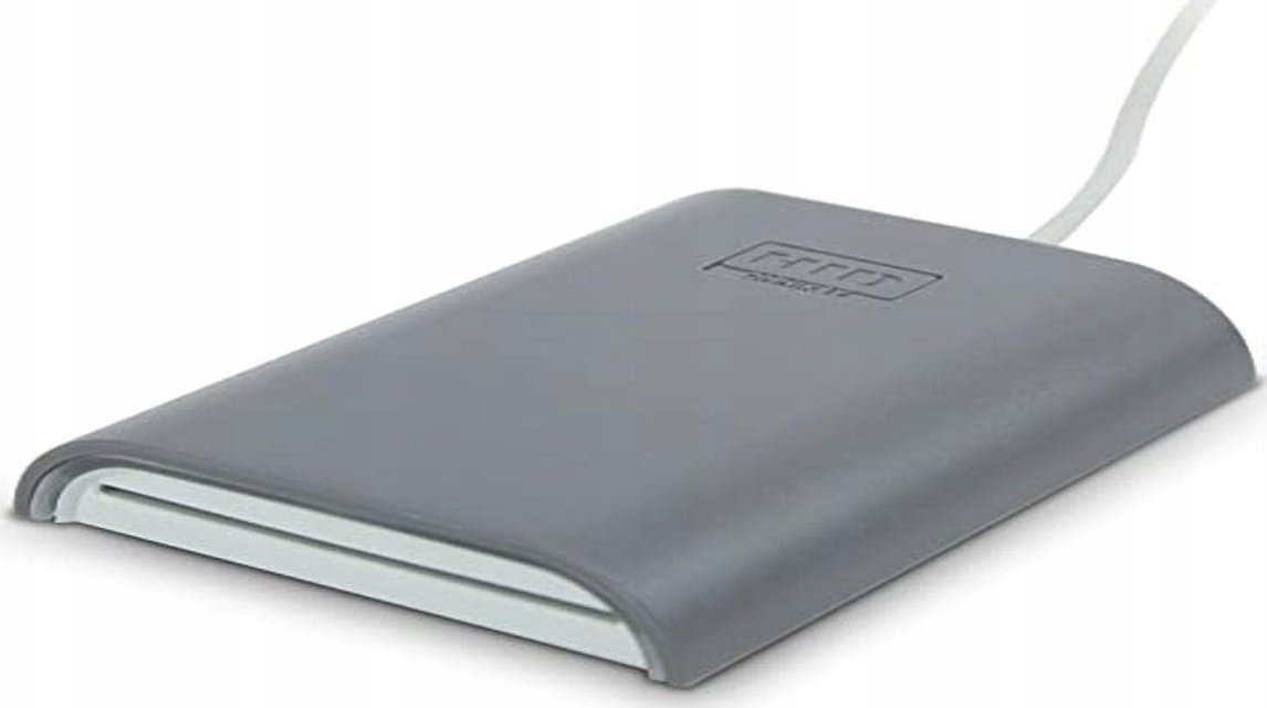 Читач на паметни картички HID OMNIKEY 5422, со контакт и бесконтактен, TAA ROHS, бел