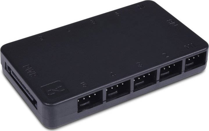 Воден блок Alphacool 25667, компактен, за ладење со вода, црн