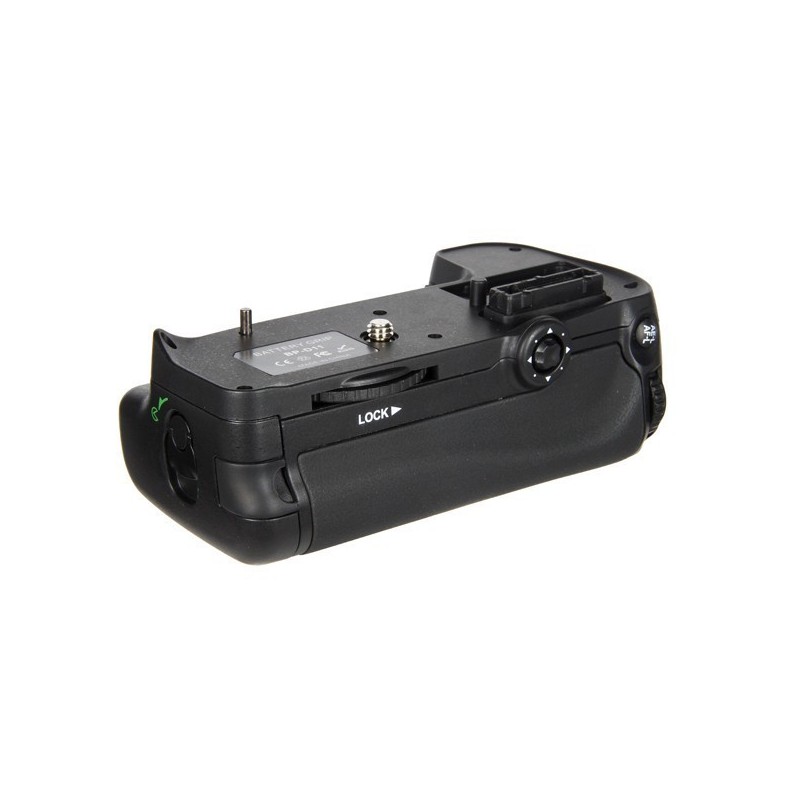 Battery Grip (Nikon D7000)