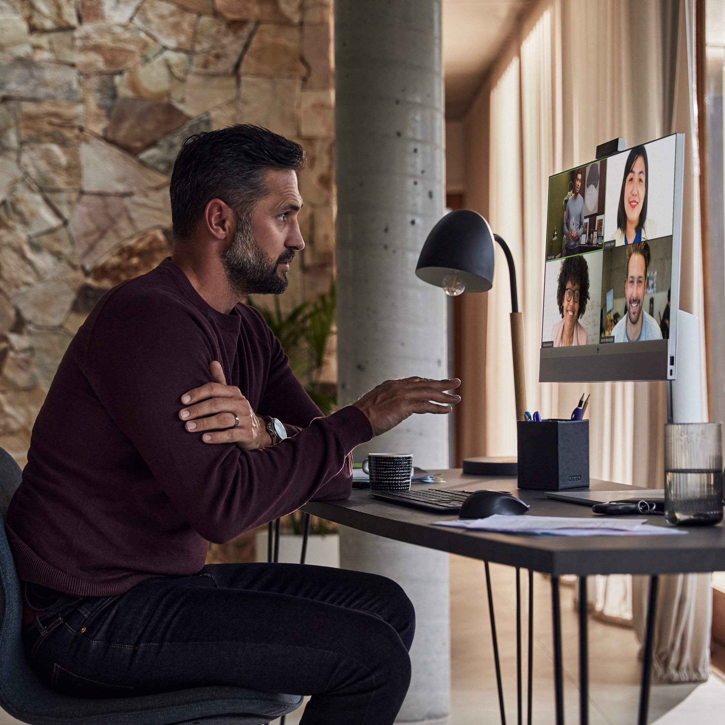 Kompјутер All in One HP 840 AiO G9, Intel Core i7, 23.8" FHD, 16GB RAM, SSD 512GB, сребрен