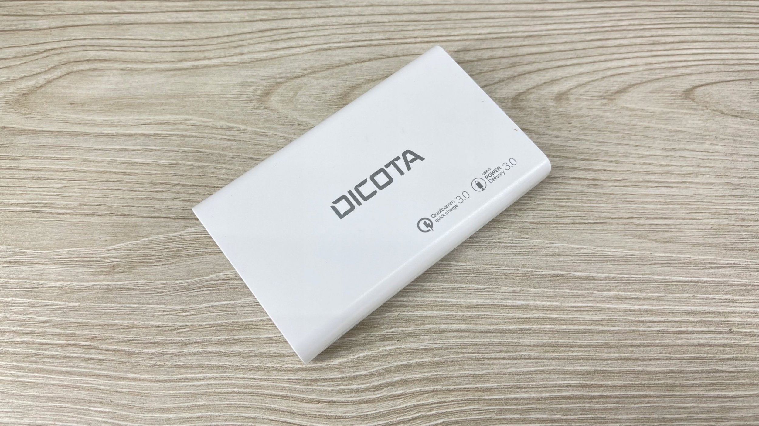 Power bank DICOTA D32056, 65W, USB C Power Delivery, e bardhë