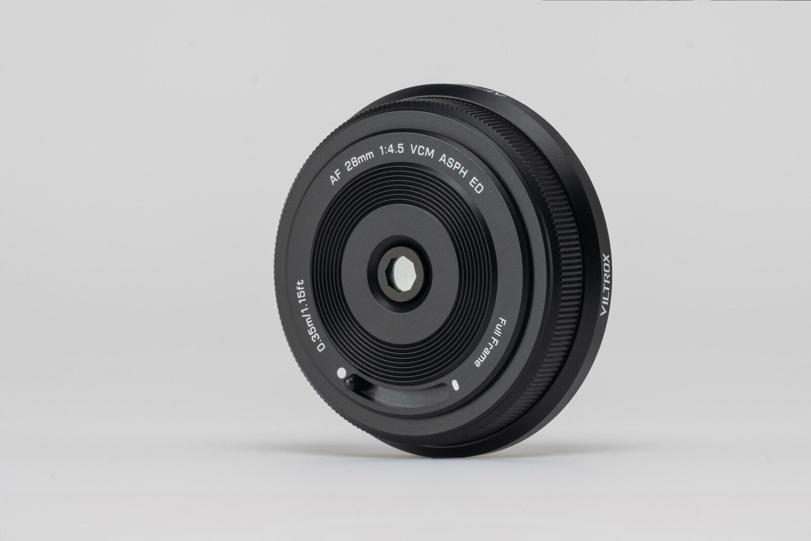 Објектив Viltrox AF 28mm F4.5 за Sony E, full frame, автофокус