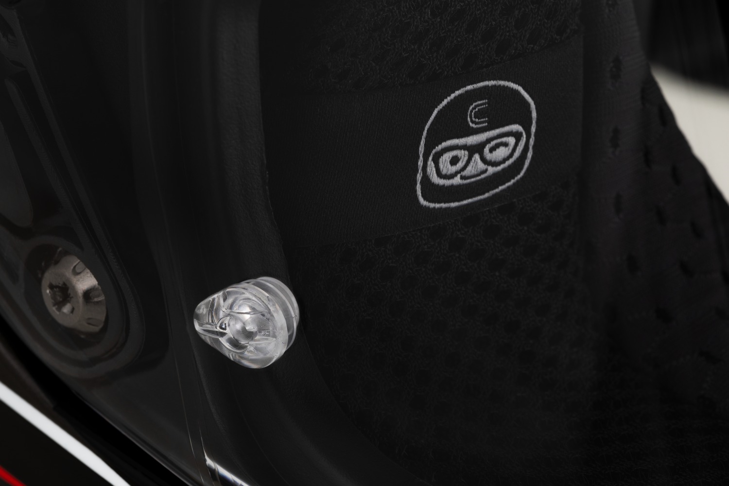 Кацига мото CASSIDA Aero ATCK, интегрална, поликарбонат, сива камуфлажа црна жолта неон