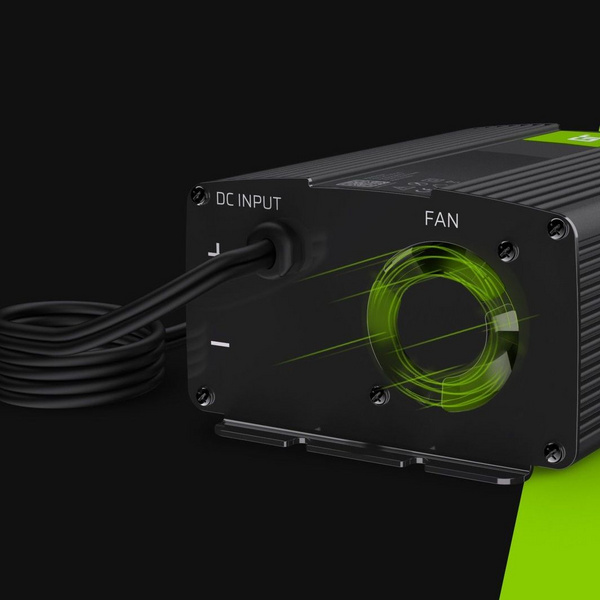 [OUTLET] Konvertues i tensionit të makinës Green Cell 24V në 230V 150W/300W