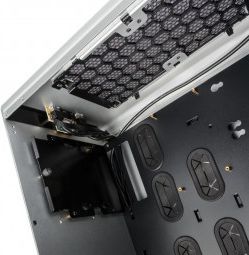 Kasë Raijintek Thetis, Midi Tower